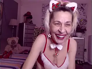 Stripchat Adult Webcams of HornyMilf_555