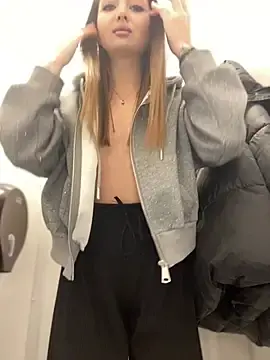 Stripchat Live Porn of KrisMagnoly