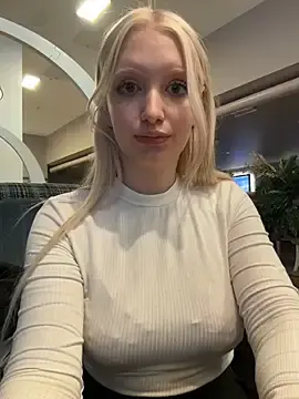 Stripchat Adult Webcams of Milkyy_wway