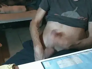 Renard0909 from stripchat