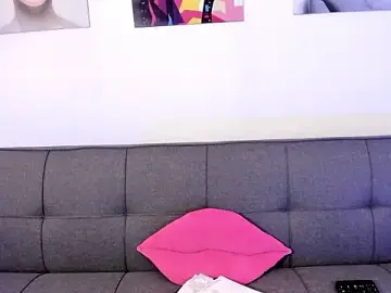 Stripchat Live Sex Cam of Maylin_Garcia