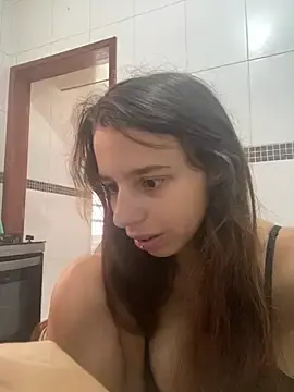 Mirella_Oliveira from stripchat