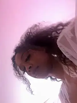 Stripchat Free Live Porn of mismialove