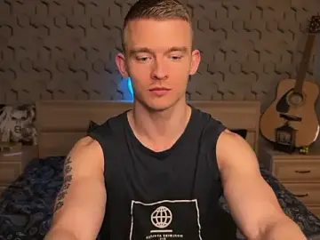 Stripchat Free Live Porn of Marvelboy_