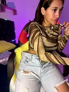 Stripchat Adult Video Chat of NATALIA_EF