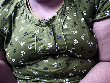 Stripchat Live Sex Cam of TAMIL_ELAKKIYA