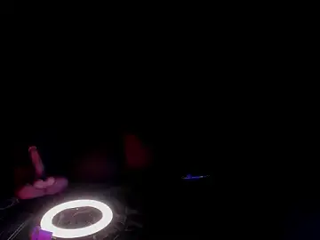 EmmaDuque from stripchat