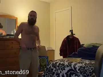 Stripchat Live Sex Cam of beardedfantasydaddy