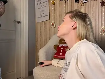 Stripchat Live Sex of Adelovenick