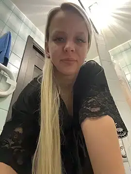 Stripchat Watch Live Sex Cams of LikaCat