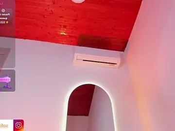 Stripchat Adult Webcam of Sofi_Blossom