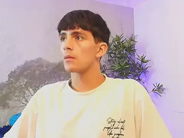 Stripchat Adult Webcam of Axel_Draven