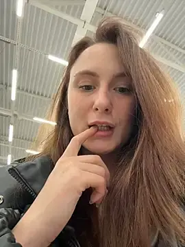 Stripchat Adult Webcam of Dina_Tease