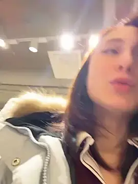 Stripchat Live Sex Cam of Dina_Tease