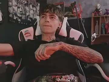 Stripchat Sex Chat of AcidMilo