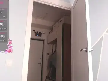 Stripchat Best live sex cam show of MilaniaCute