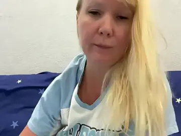 Stripchat Live Porn of EmmaInLove23