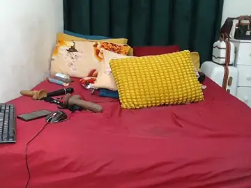 Stripchat Nude Webcam of GaggingQueenxx