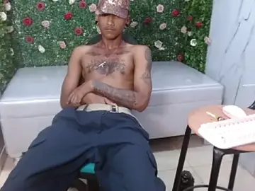 Stripchat Live Porn of ManSant