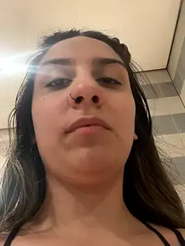 Stripchat Watch Live Sex Cams of sarah_honey__