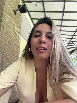 Stripchat Adult Webcam of sarah_honey__