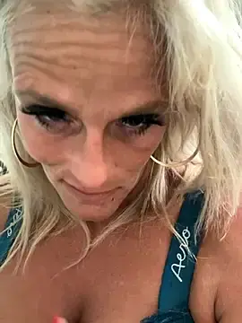 Stripchat Best live sex cam show of vixendoll87