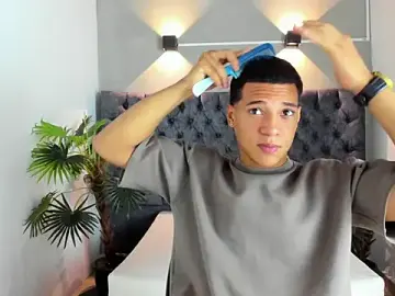 Stripchat Free Live Porn of MATHY_ROBERT