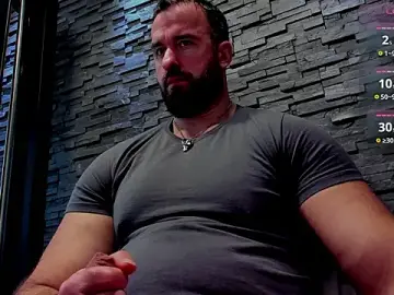 Stripchat Adult Webcam of David_Big_Daddy