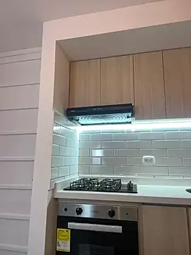 Stripchat Live Sex Cam of VictoriaRoss1