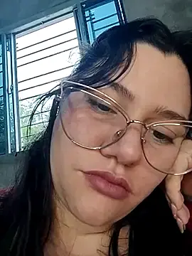 Stripchat Sex Cam of ariana_d20