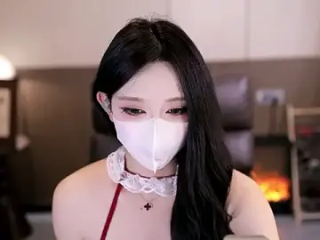 Stripchat Free Porn Cam of yaya_1888