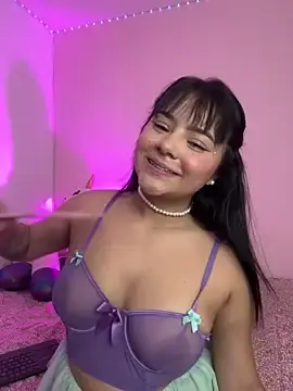 Stripchat Free Porn Cam of Oriana_Guzman