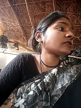 Kiran_bhabi from stripchat