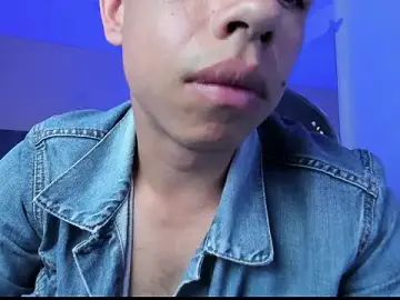 Stripchat Free Porn Cam of Muscle_Scott