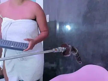 Stripchat Live Sex Cam of dalia_roses