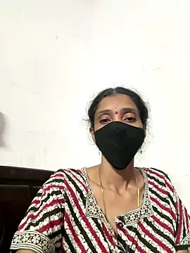 Stripchat Adult Video Chat of sweetreddy-02