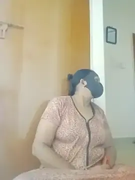 Stripchat Adult Webcam of tamilammu1431