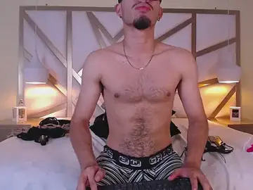 Stripchat Free Porn Cam of Jaxon_Carter