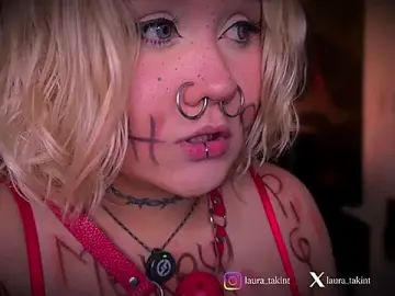 Stripchat Free Live Porn of Laura_takint