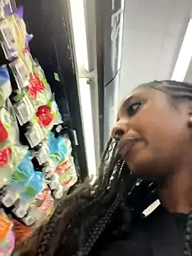 Your_Paris from stripchat