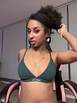 Stripchat Free Live Porn of Your_Paris