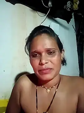 cute_diya_12 from stripchat