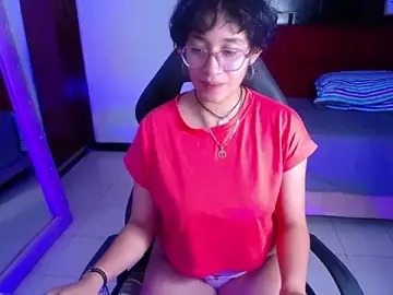 Stripchat Live Sex Cam of Lili_Gomez_