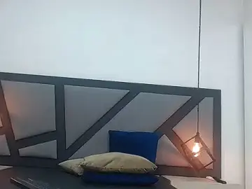 Stripchat Free Porn Cam of samanthaaristizabal23