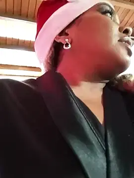 Stripchat Free Porn Cam of ELLA_KELLY