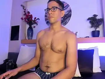 Stripchat Free Porn Cam of JacobDraven