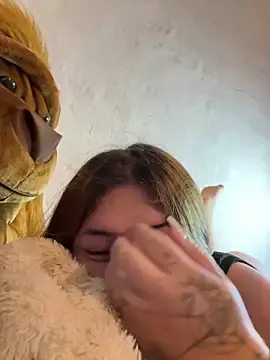 Stripchat Free Porn Cam of Sofia_Queen17