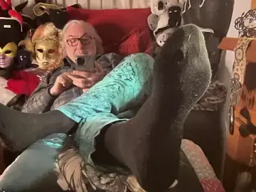 EroticVenetian from stripchat