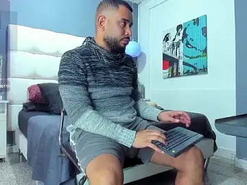 THIAGOXBIG from stripchat