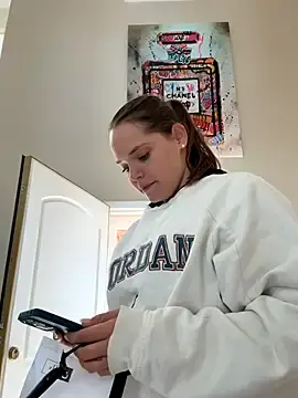 Stripchat Free Porn Cam of Wildmaca